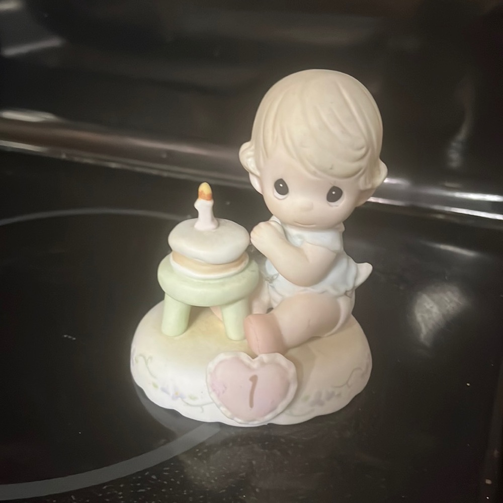 Precious moments decor